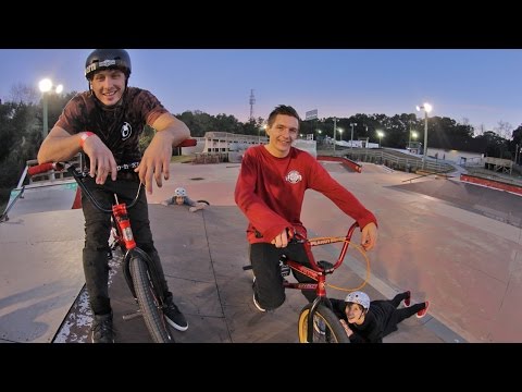 Kona - Two of my friends with very unique styles of riding, Spencer Foresman and Jay Dalton, took a drive over to the legendary Kona Skatepark to have some fun with me. I learned a bunch of new tricks...