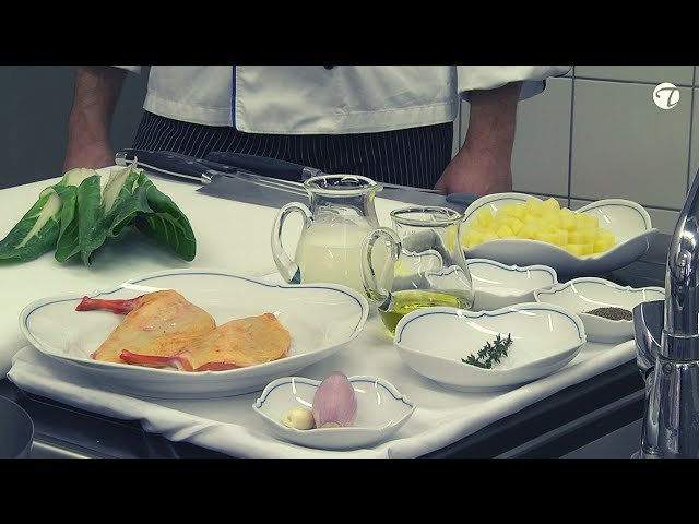 Gebratene Maishähnchenbrust auf Kartoffel-Mangold-Ragout