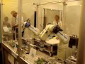 this robot mix and dance