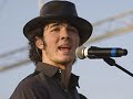 nick-jonas-jonas-brothers.html