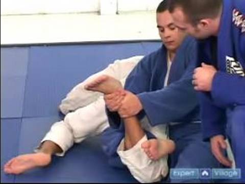 Gracie Brazilian Jujitsu Moves : Knee Bar Jujitsu Technique
