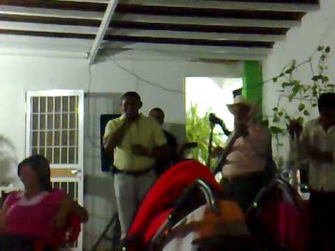 ANGEL MALDONADO CUMPLAÑO DE PETRA RAMONA.mp4