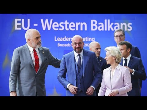 Westbalkan: Bulgarien blockiert EU-Aufnahmegespräche mit Nordmazedonien und Albanien