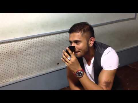 Honey Singh Latest Video- Talking To His Fan On Mobile [ 2014 HD ]