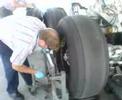 Trocando Pneu Boeing 767