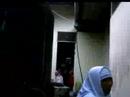Wan meresmikan tirai jendele kamar baru Wan meresmikan tirai jendele kamar baru