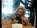 signora matta parla della guerra nel mondo signora matta parla della guerra nel mondo