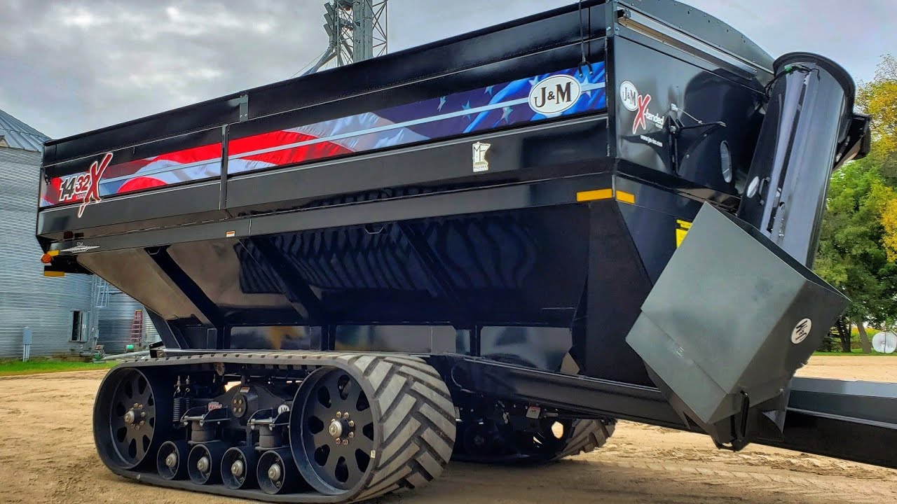 Our MASSIVE American Grain Cart is here!