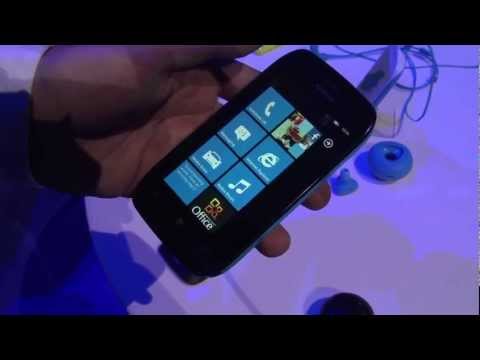 Nokia 710 z Windows Phone - hands-on (Nokia World 2011)