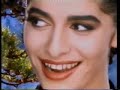 this is akasa's 2nd pop promo for kamasutra. apart from the band it also features some dancers from union dance company - london in their early days & a great job they did too. directed by philippe gautier from france, hence the flair & panache !