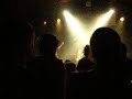 J.A.M. Club spielen in der alten Weberei in Varel ihre Songs Music Arises, Music Arises 2007 und anschließend Remmidemmi von Deichkind bis ihnen beim Auruf ans Publikum, die Bühne zu stürmen, der Saft abgedreht wird. Dann werden die Veranstalter von den Besuchern ausgepfiffen.http://www.jamclub-music.dehttp://www.myspace.com/jamclub