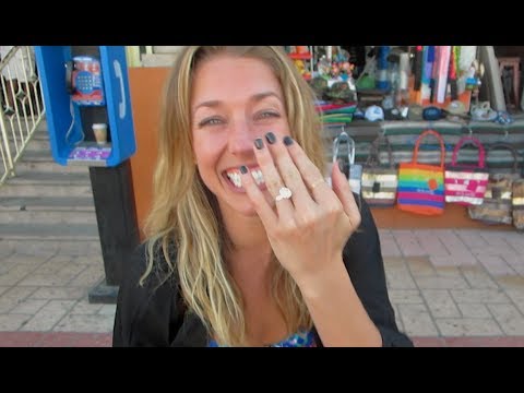 SHE SAID YES!!!! (vlog day 33)