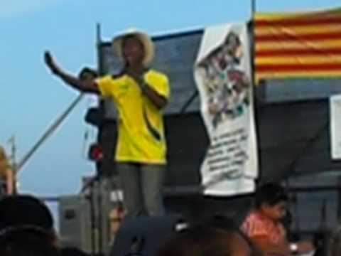 Poema para mi Patria, d'Edwin David Hurtado, de NousCatalans.Joves, el Dia del Bicentenario de la Independència d'Equador, al Fòrum de Barcelona (estiu del 2009)