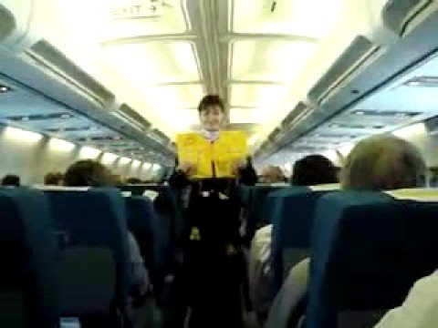 Stewardess wordt gestoord door dronken man