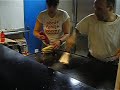 Un maquina haciendo hamburguesas Un maquina haciendo hamburguesas
