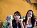 kOMidiTHA enTRE FRiendS!
