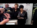 Liza Minnelli with Bob Blume in Press Room.AVI