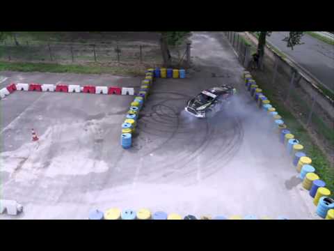 how to drift a ford fiesta