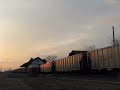 A pair of BNSF ES44AC\ A pair of BNSF ES44AC\
