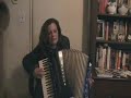Amor Eterno played on the accordion