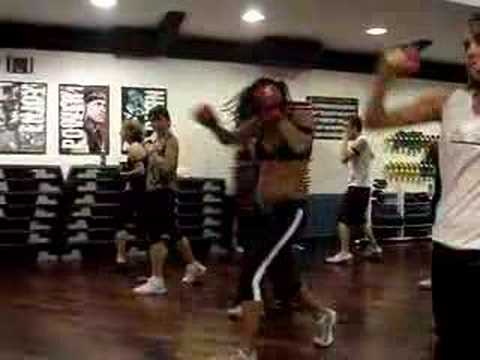 BODYCOMBAT (TALY VALOIS)