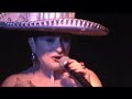 astrid hadad la multimamada