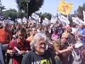 La manifestazione del 9 giugno contro Bush è stata una protesta pacifica. Questo è il video di una banda che suonavafoto http://www.vagabonding.org/wordpress/?p=284