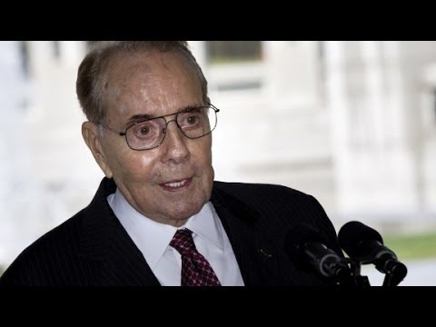 cruz - John King, Juana Summers & Nia-Malika Henderson discuss Bob Dole's comments that GOP contenders aren't ready for 2016. More from CNN at http://www.cnn.com/ T...