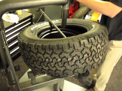 H2 Hummer Tire Change on the Professional Model