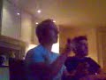 Pippo & Fouke singing \"Little Green Bag\"