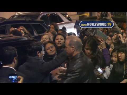 Video: Nick Jonas and Beau Bridges greeted fans as they left their Broadway show How to Succeed