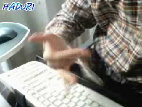 haduri - Pens spinning & fliping like crazy Shot all the way from Korea.