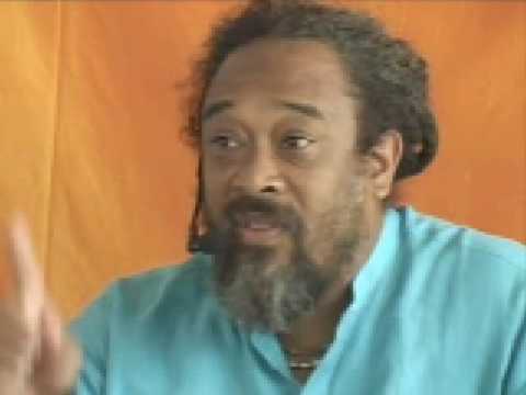 Mooji Video: “I Am” – The Door to the Absolute