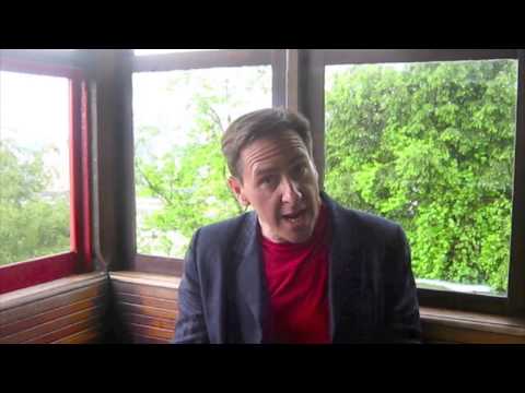 pittsburgh - Do you speak Pittsburghese? This video is both an introduction to a unique dialect as well as a tribute to my hometown. Hope yunz/yinz enjoy it! Co-produced ...