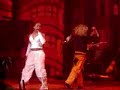 Rouge canta Let\