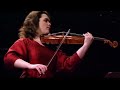 parte 1

toca pra caralho! 

tabea zimmermann na viola.

penderecki viola concerto - part 1
compositor e regente - krzysztof penderecki

parte 2 aqui:
http://www.youtube.com/watch?v=suzfl44d-lm