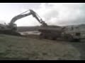 Schakt, CAT324D drar upp en dumpers