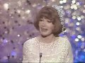 Lee Grant winning an Oscar® for Shampoo Lee Grant winning an Oscar® for Shampoo