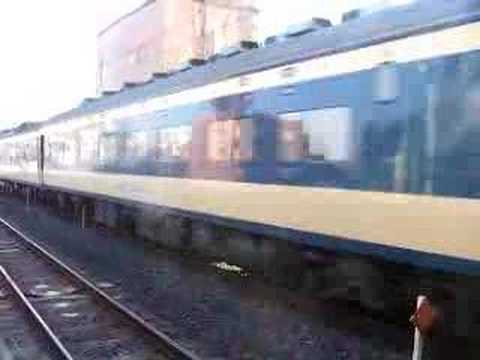 583系南浦和駅通過 japan railway