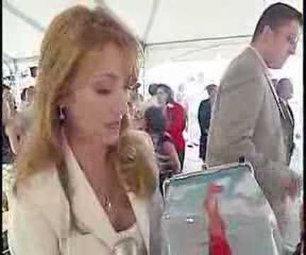 Actress Jane Seymour makes a Midlife ...