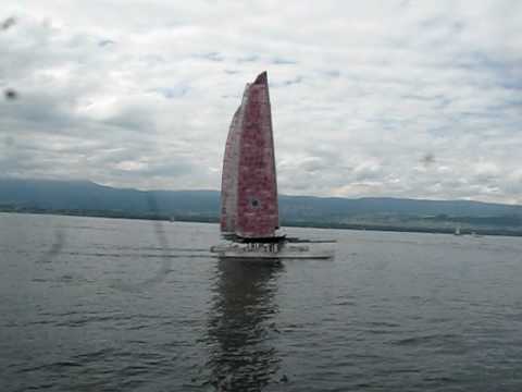 Catamaran Puissance 4 1er test nav 2.AVI