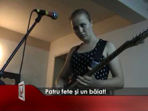 Patru fete şi un băiat!