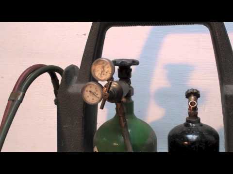 how to adjust oxygen regulator