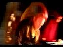 i love the solo in this video/song. its really melodic. enjoy:)