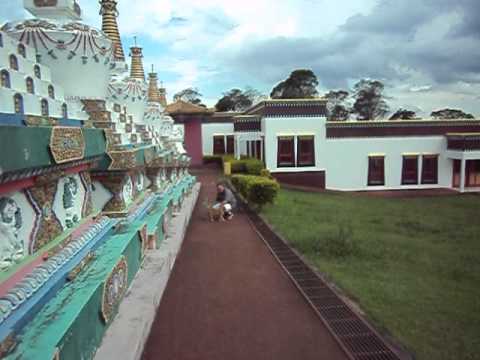 Imagens do Templo Budista Chagdud Khadro Ling, em 3 Coroas, RS - 14/02/2013