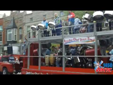 A video montage of the eighth and final day of activities during Tulip Time 2013, including the awarding of the People's Choice Poster Contest Award and the Muziekparade. A video montage of the eighth and final day of activities during Tulip Time 2013, including the awarding of the People's Choice Poster Contest Award and the Muziekparade.