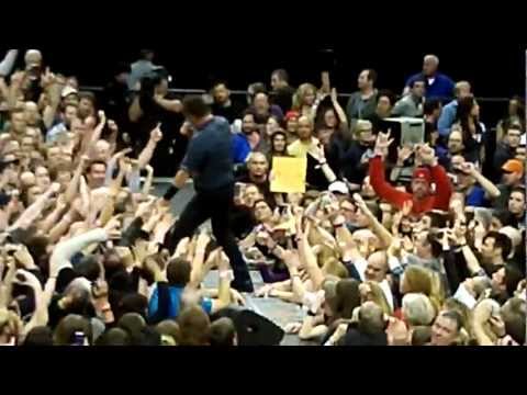 KleWdSide - Bruce Springsteen & the E Street Band - Tenth Avenue Freeze-Out 2012-11-28 Live @ Rose Garden Arena, Portland, OR.