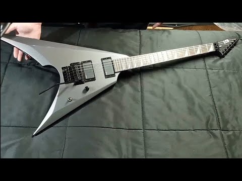 LTD Arrow 400 / Charcoal Metallic