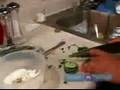 videos de Easy Greek Recipes: Falafel, Spanakopita, Tzatziki Sauce : How to Add Dill to Greek Tzatziki Sauce