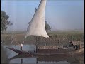 Burma/Myanmar: Segelboot am Fluss/Sailing boat on the river Burma/Myanmar: Segelboot am Fluss/Sailing boat on the river